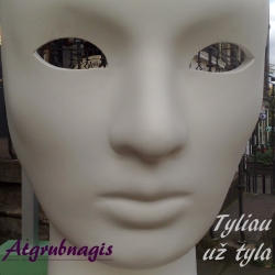 "Atgrubnagio" albumų viršeliai.